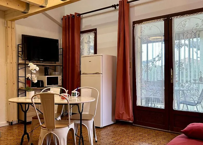 וילה Pavillon Avec Piscine Collective Proche Grazel - Gn020-001 *